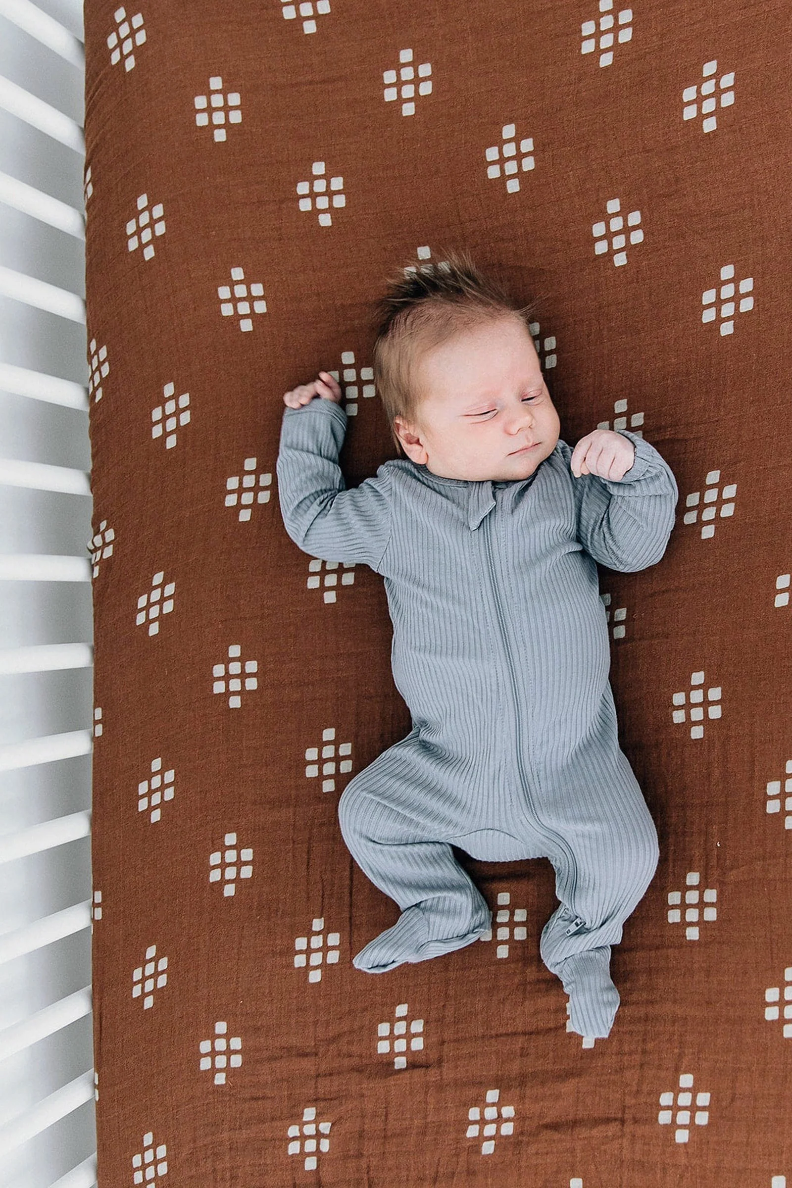 Chestnut Textiles Muslin Crib Sheet, 100% Cotton, Baby Essentials - Image 4