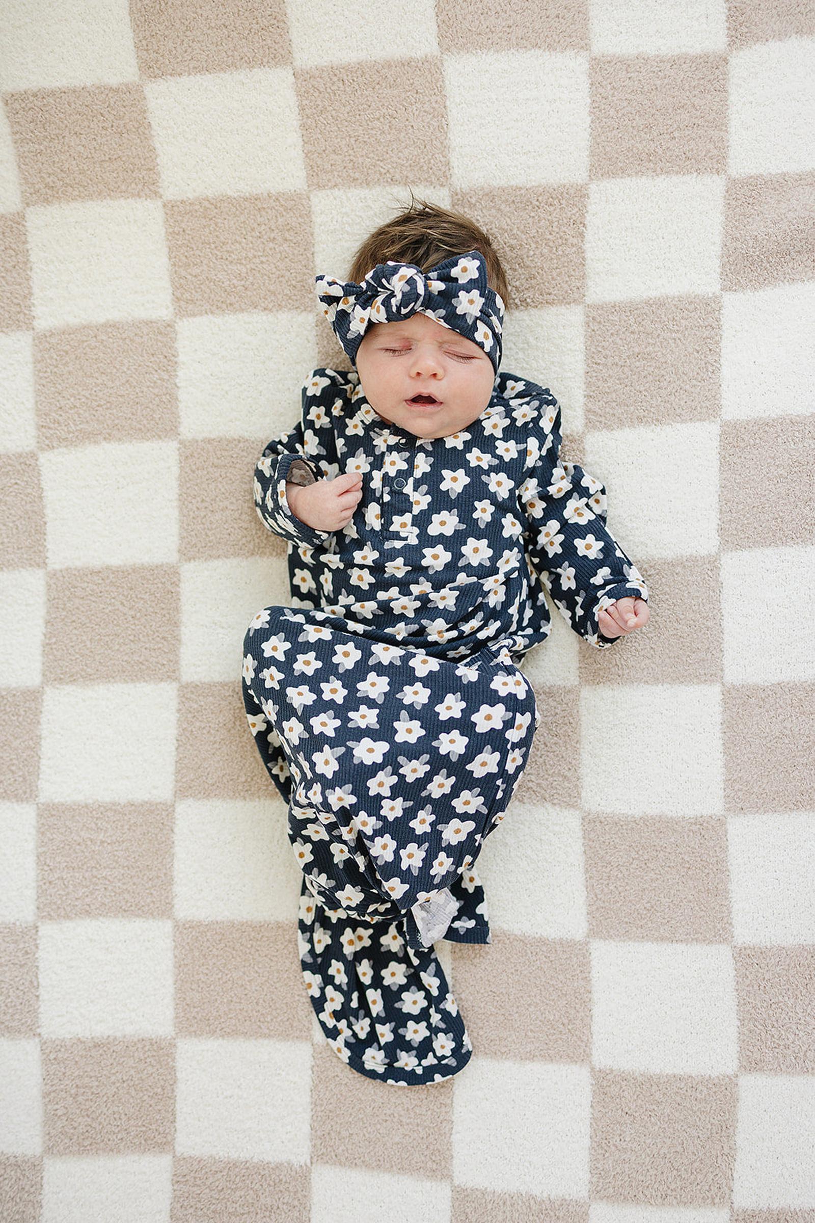 Navy Daisy Ribbed Knot Gown, Bamboo, Baby Essentials - Image 4