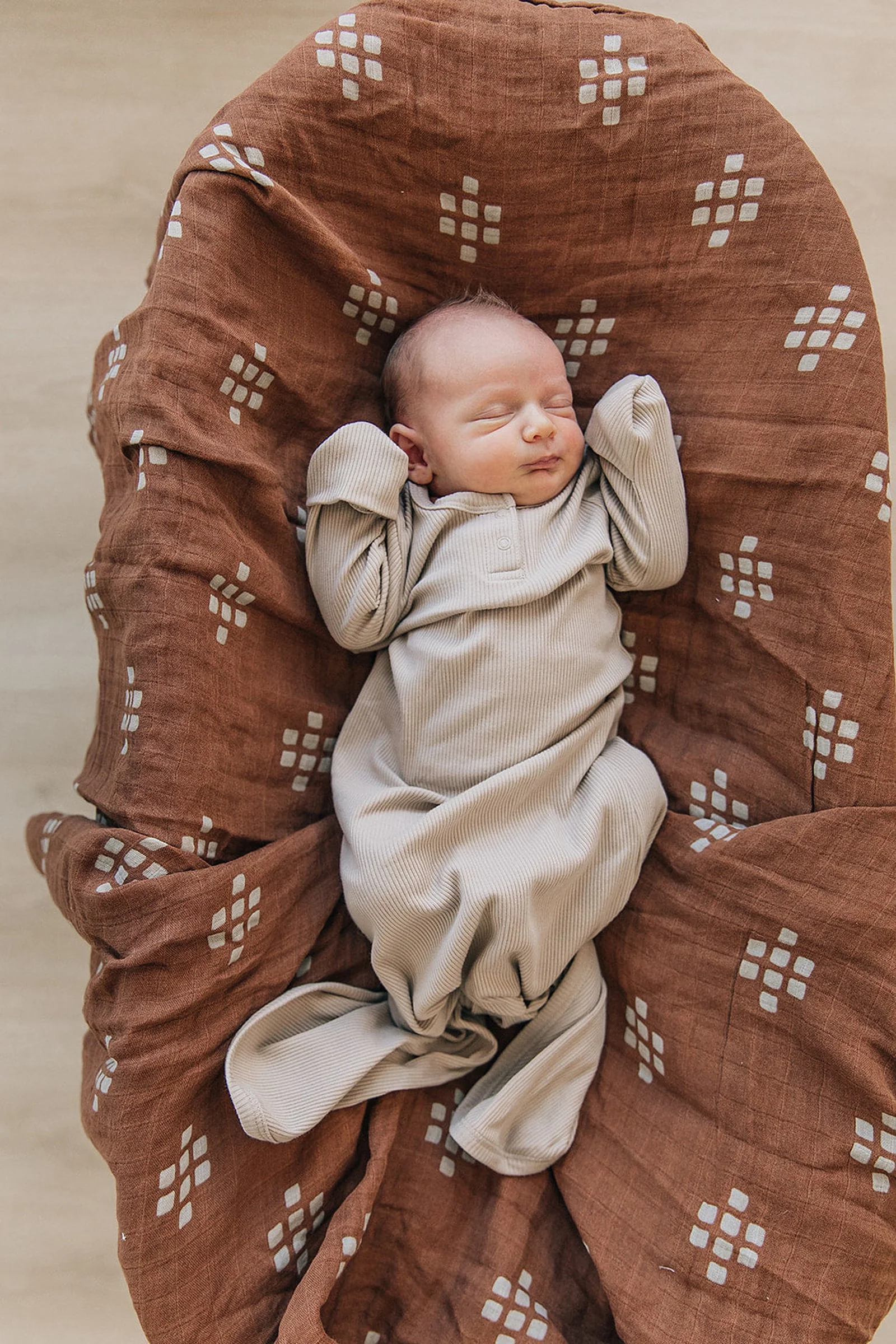 Oatmeal Ribbed Knot Gown, Baby Essentials, Organic Cotton - Image 3