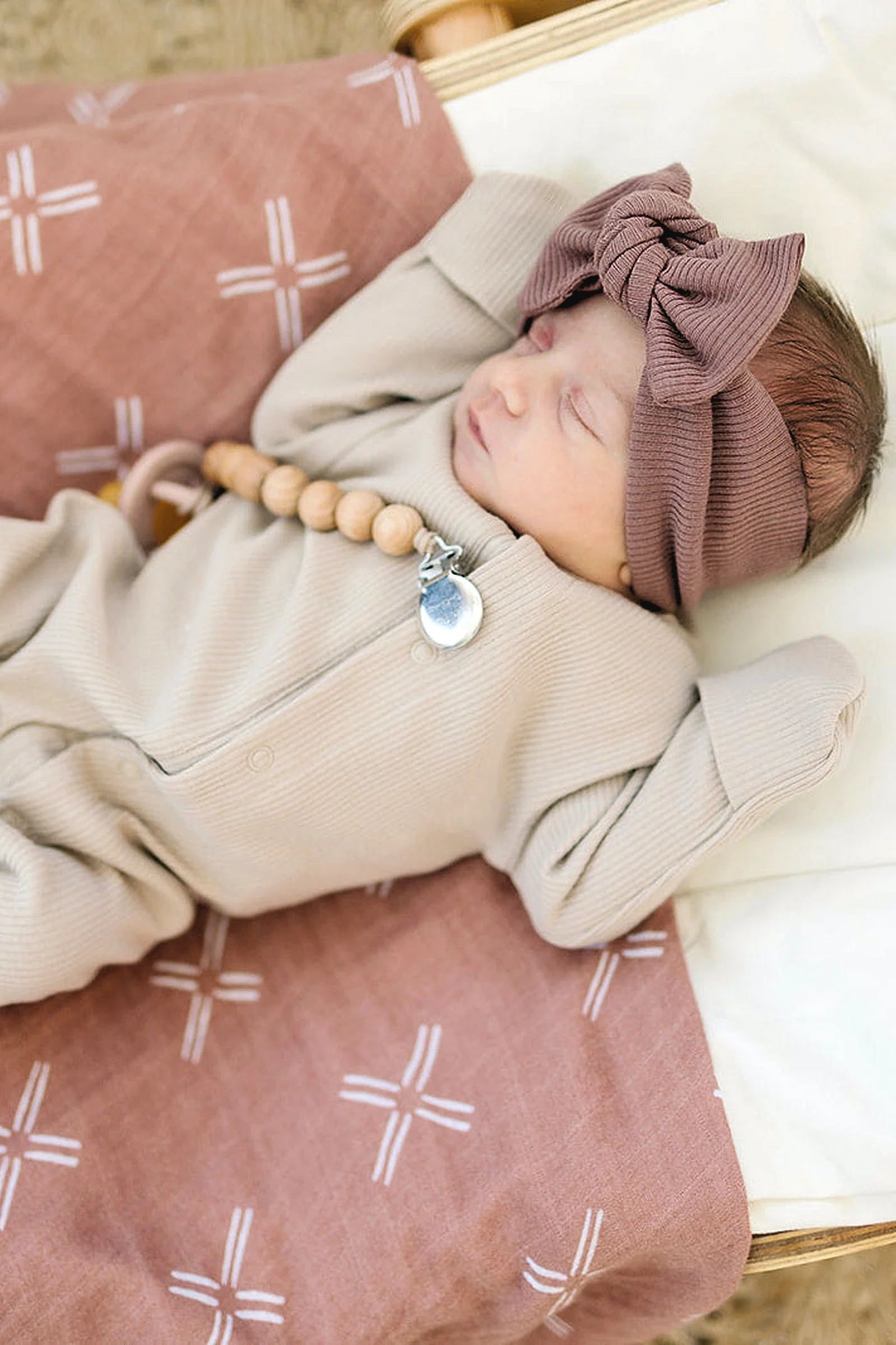 Oatmeal Ribbed Snap Footed Pajama, Organic Cotton, Baby Essentials - Image 3