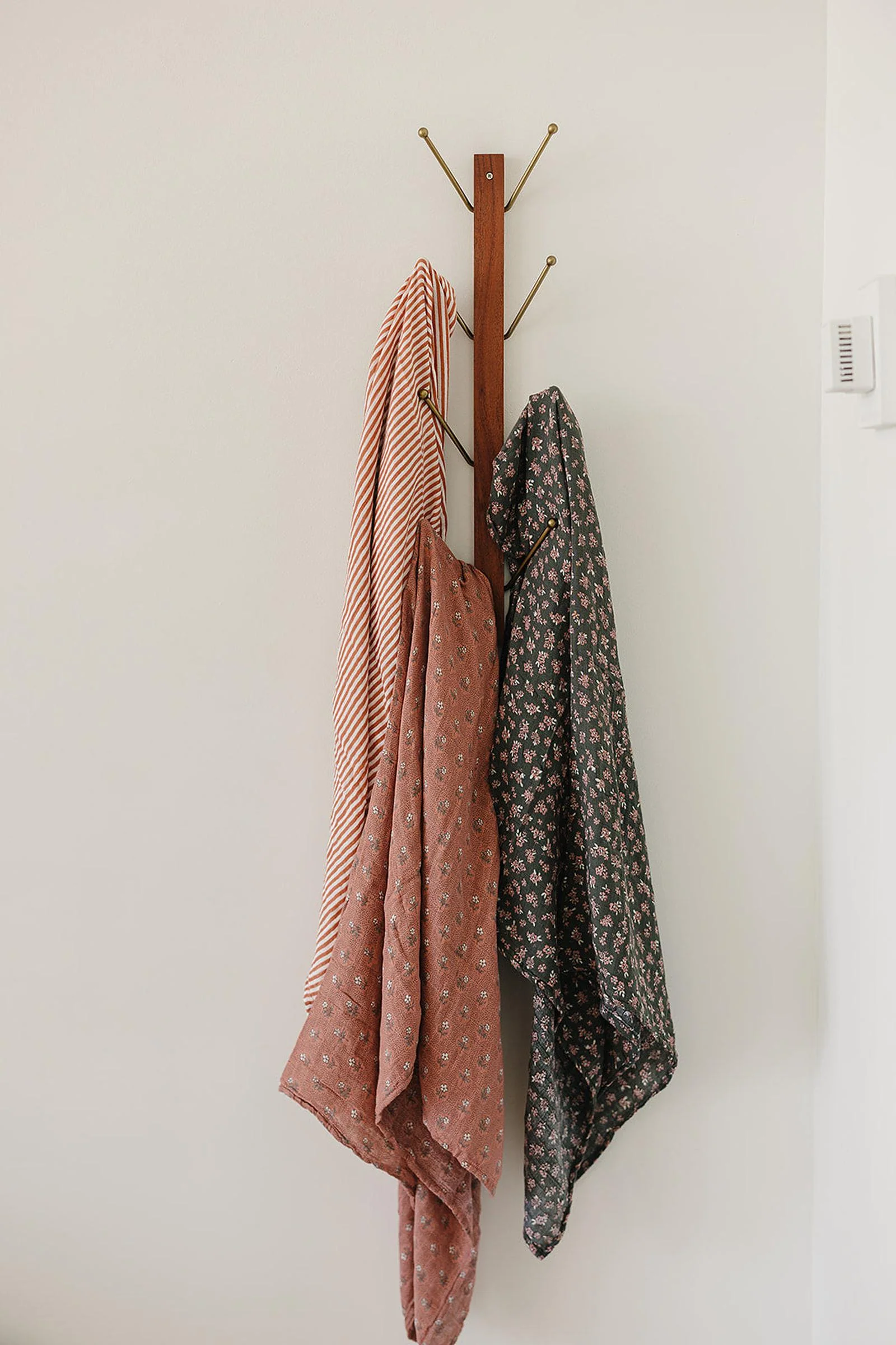 Olive Bloom Muslin Swaddle Blanket, 100% Cotton, Baby Essentials - Image 3
