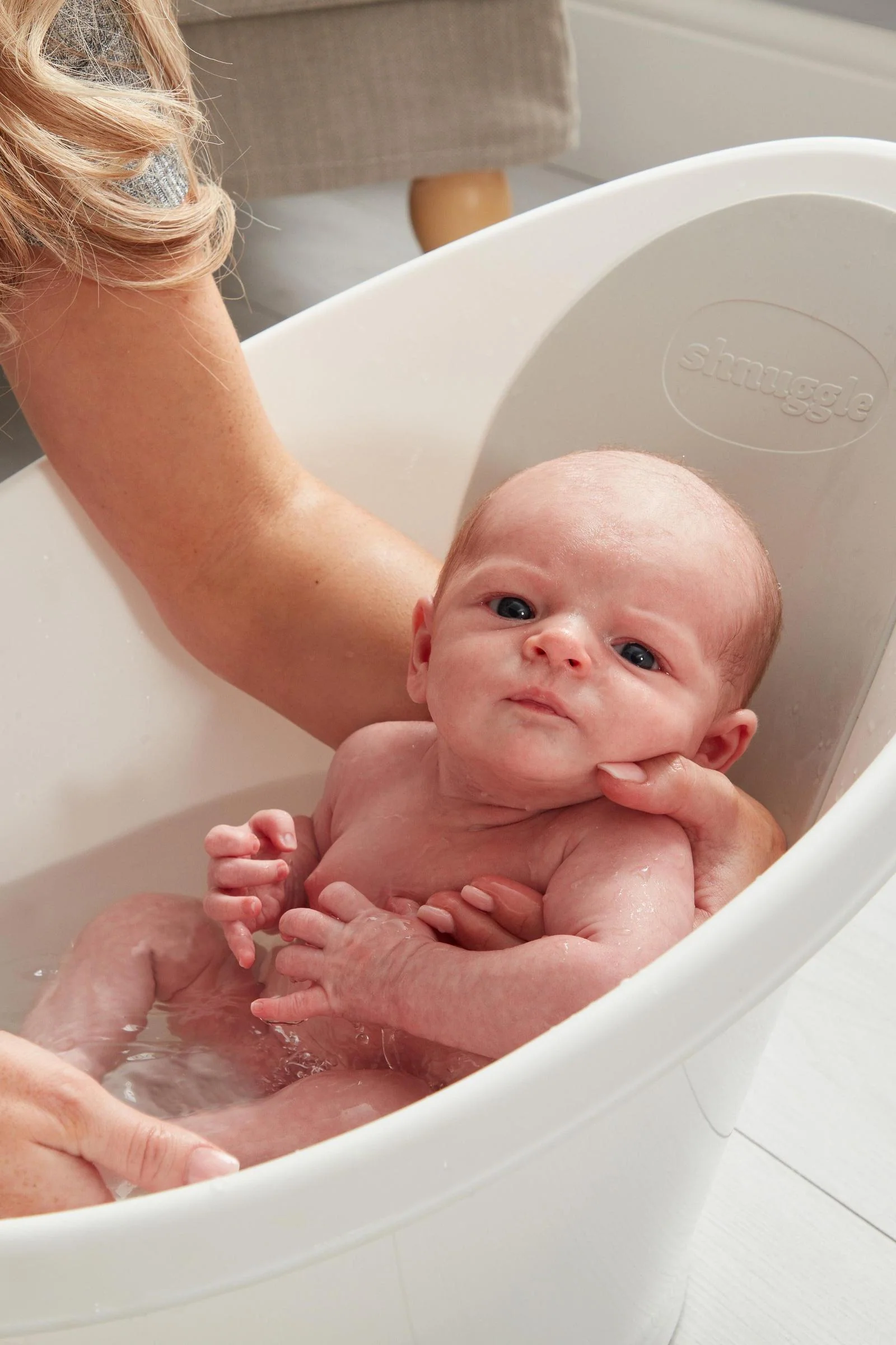 Shnuggle Bathtime Essentials Bundle, Newborn Baby Bath, Rinse Jug, Squishy Changing Mat - Taupe