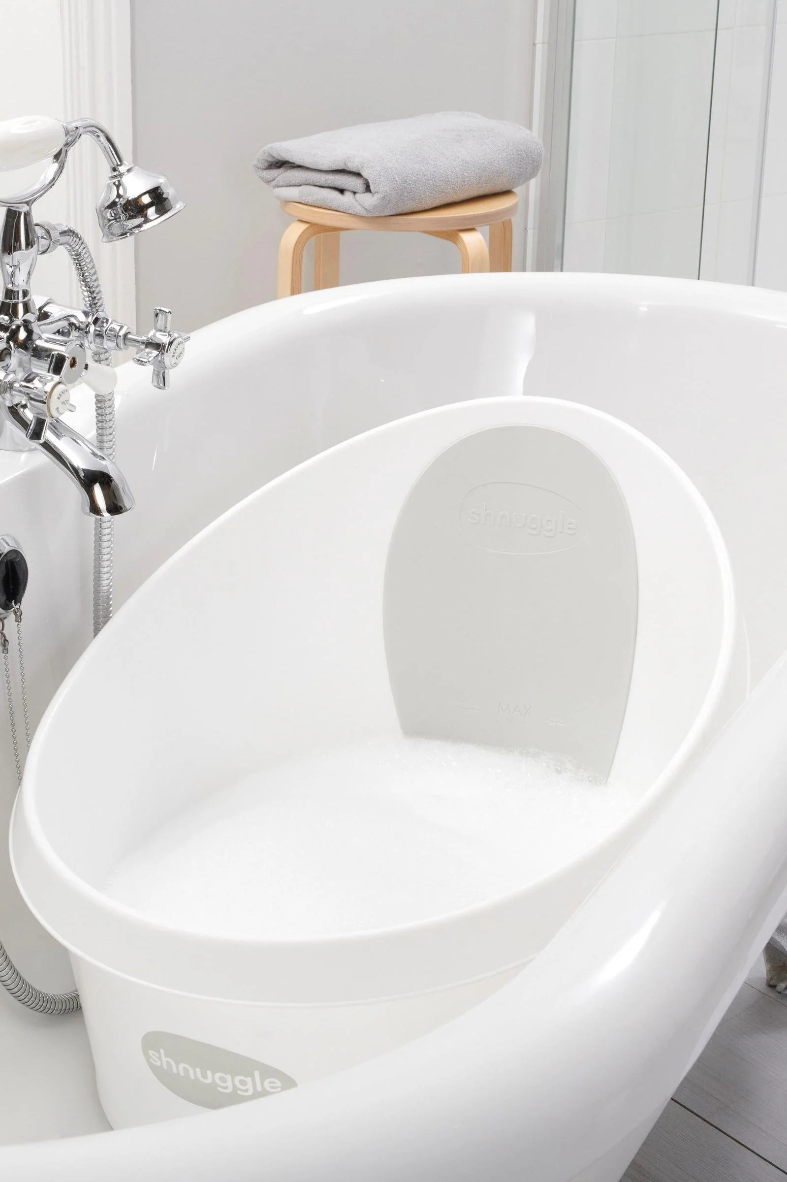 Shnuggle Toddler Bath Tub, Big Bath for bigger kids - Image 10