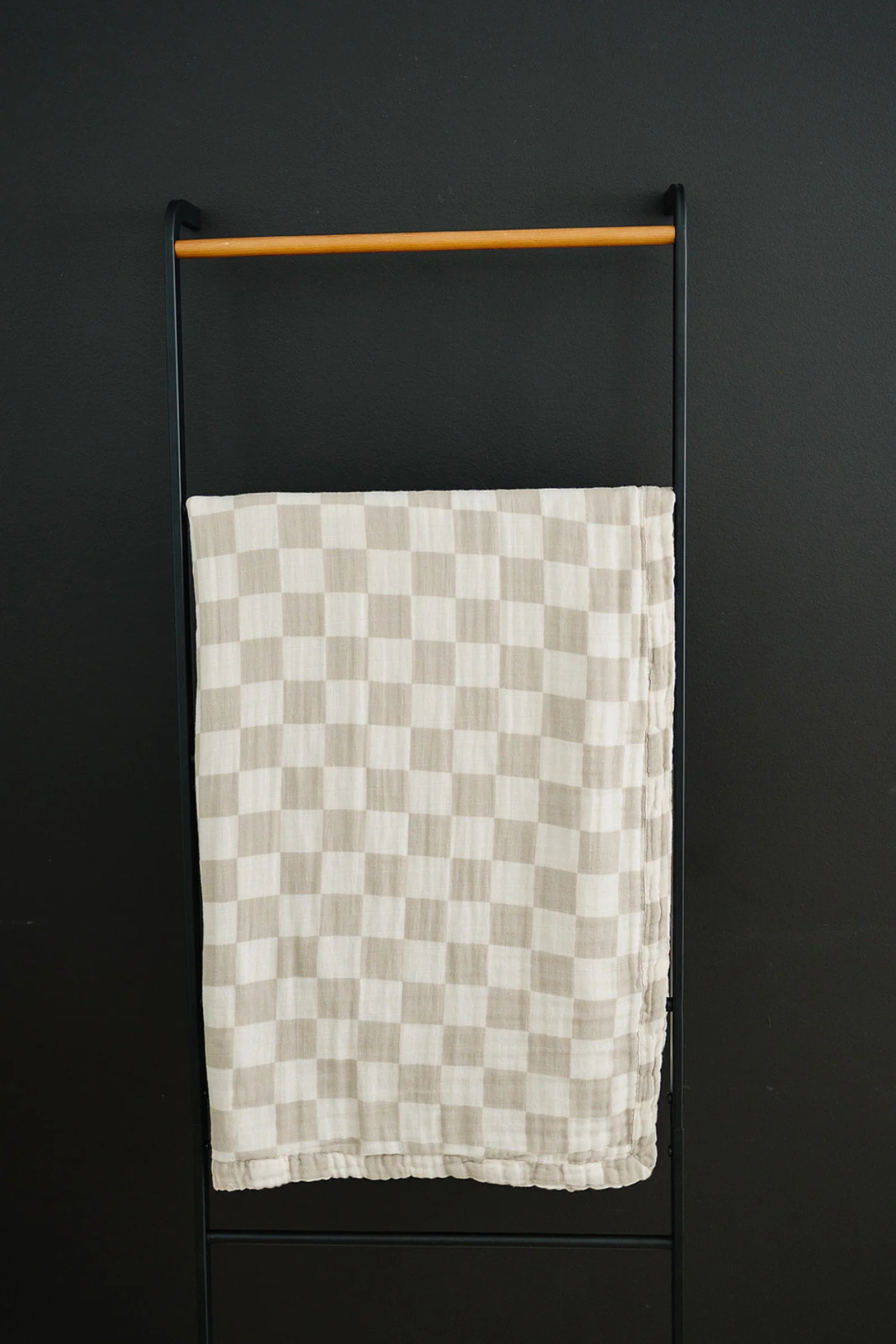 Taupe Checkered Lightweight Muslin Crib Quilt, 100% Cotton, Baby Essentials - Image 4