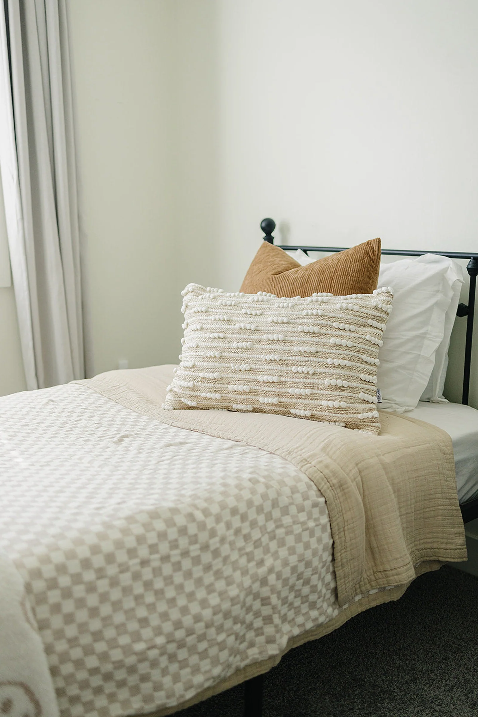 Taupe Checkered Muslin Twin Quilt, 100% Cotton, Baby Essentials