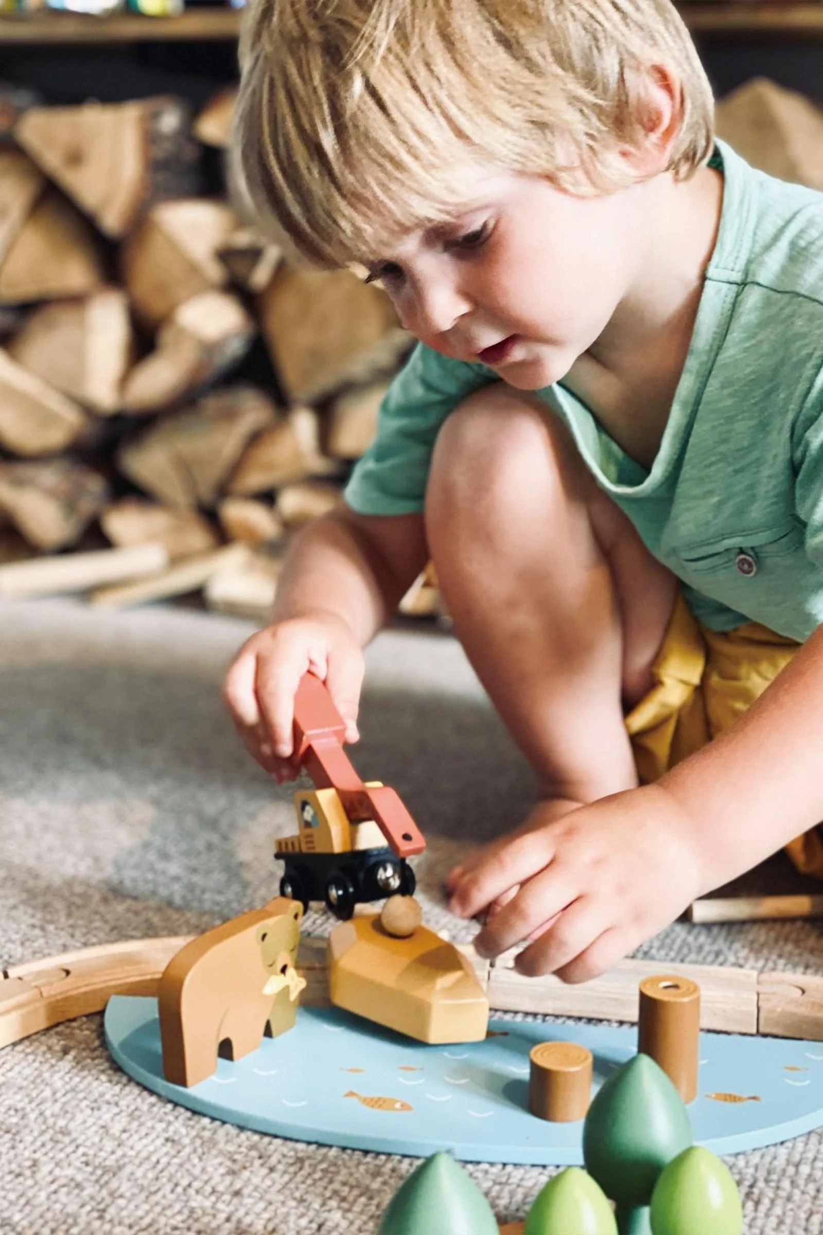 Wild Pines Train Set - Image 2
