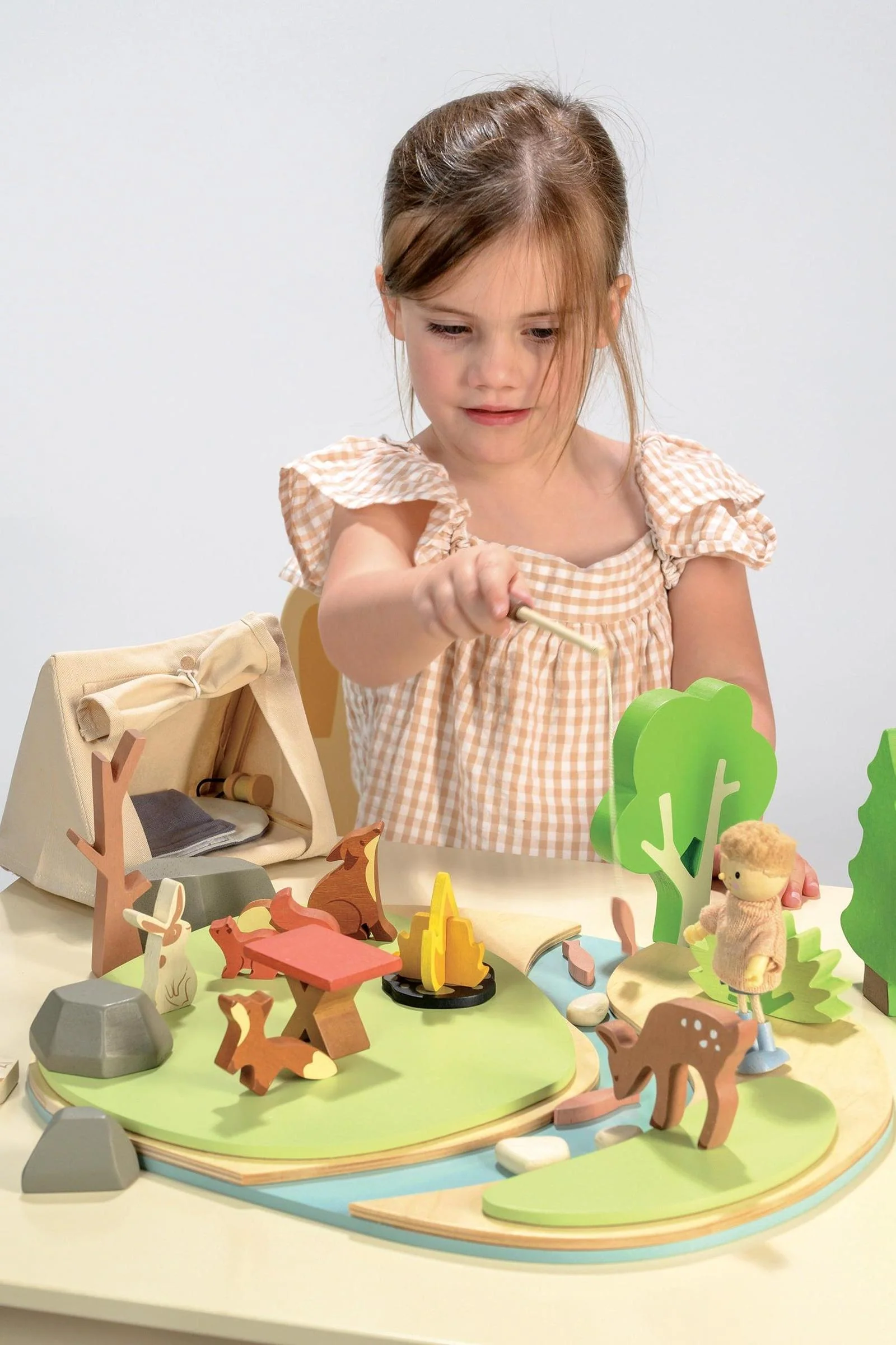 Wildlife Camping Adventure Playset - Image 6